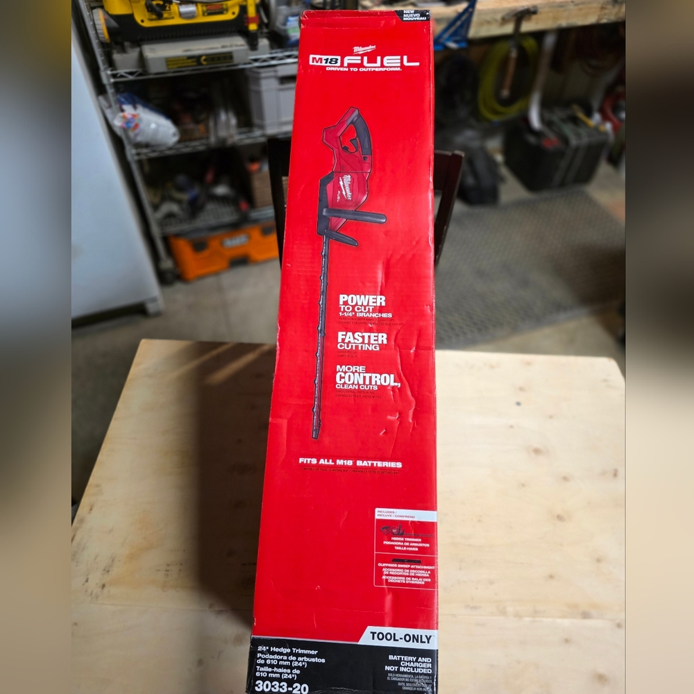 Milwaukee M18 FUEL Red String Trimmer